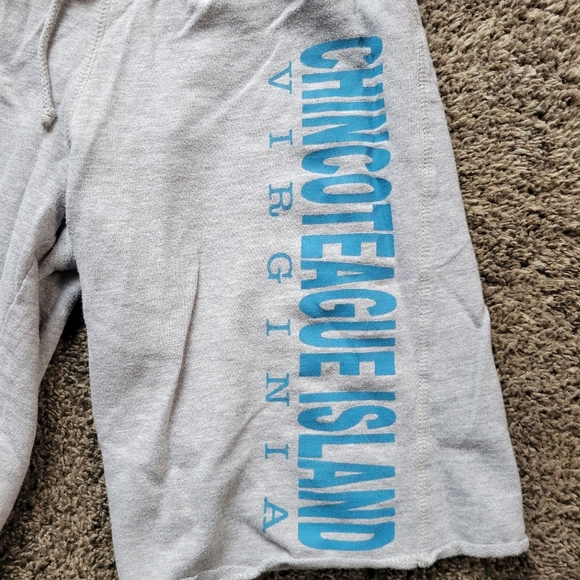 Chincoteague Island Cut Long Sweat Shorts Size Medium - Picture 4 of 8